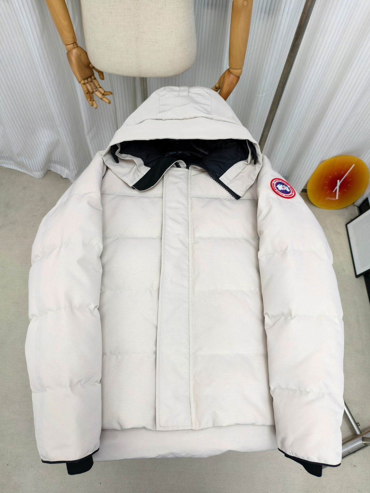 Canada Goose Wyndham White Hooded Down Jacket