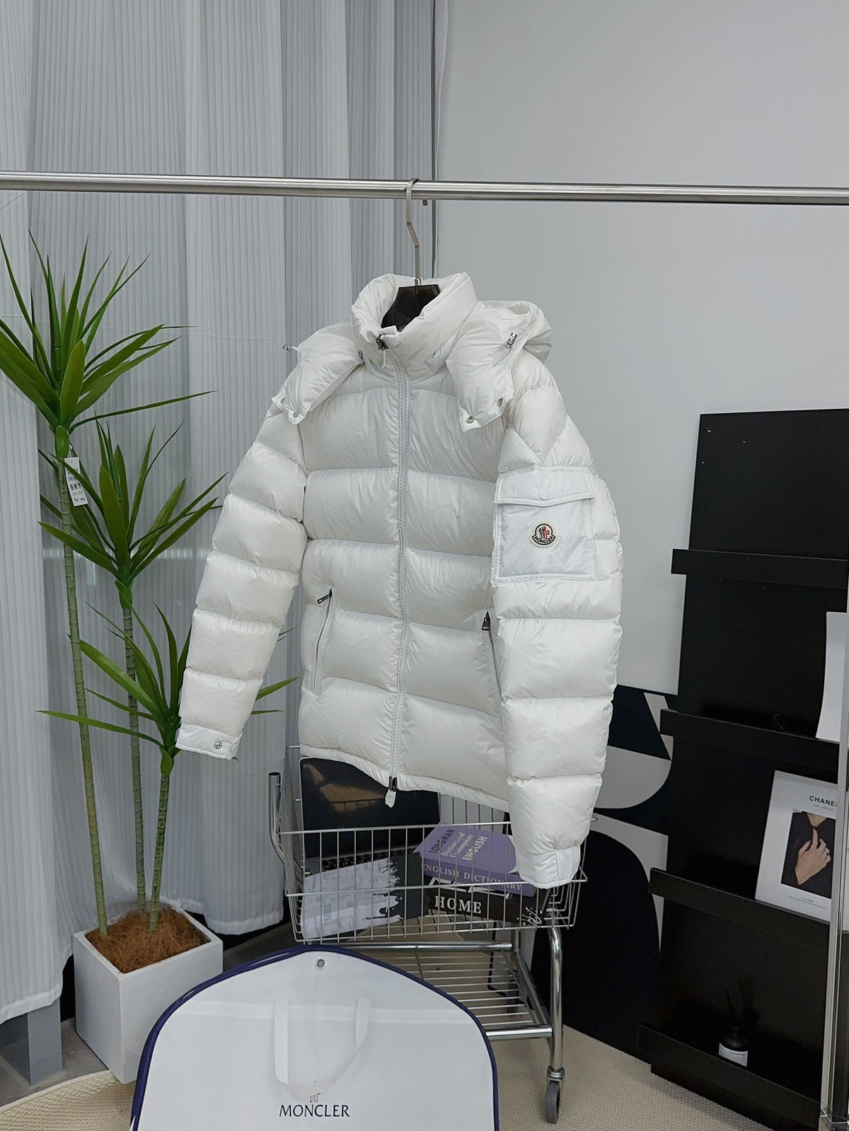 Moncler Maya Hooded Puffer Jacket in White