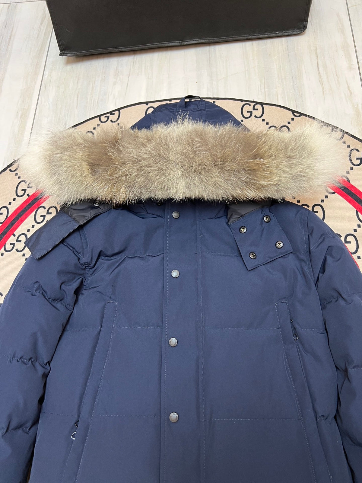 Canada Goose Unisex Hooded Puffer Jacket - Navy Blue