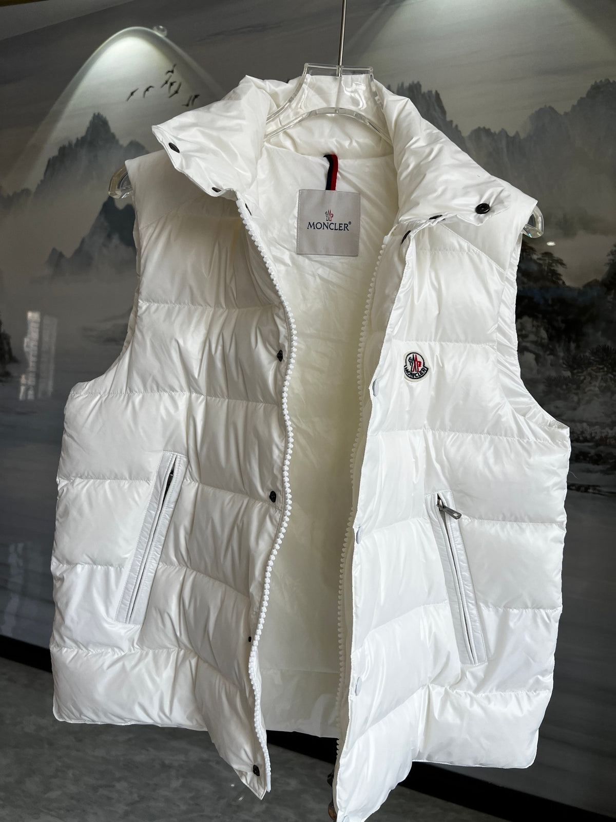 Moncler Stand-Collar Quilted Puffer Vest in White
