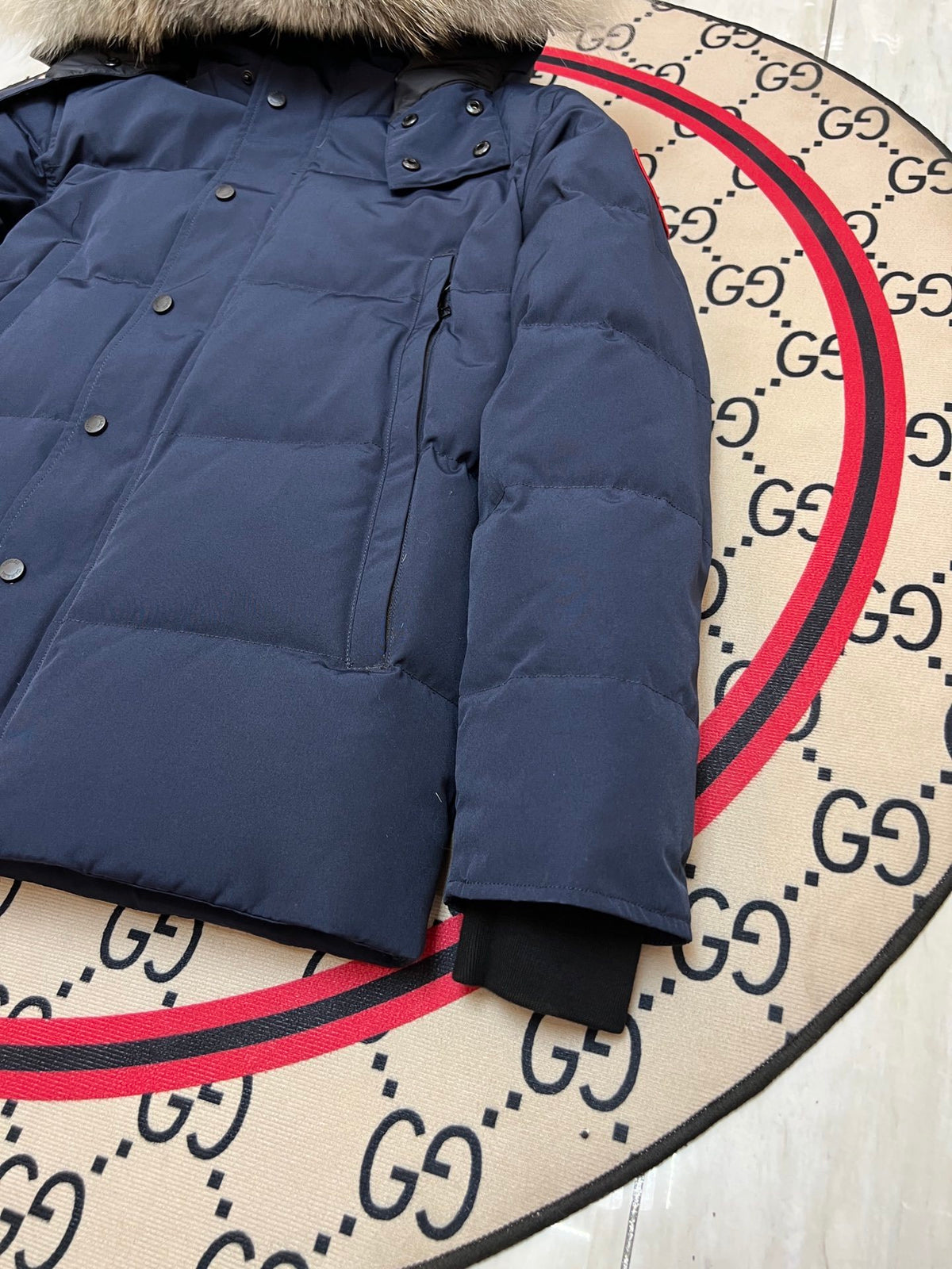 Canada Goose Unisex Hooded Puffer Jacket - Navy Blue
