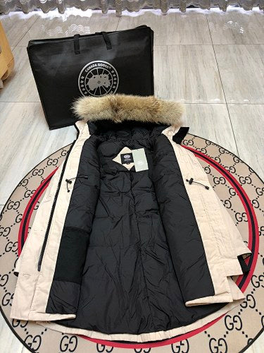 Canada Goose Women's Fishtail Parka